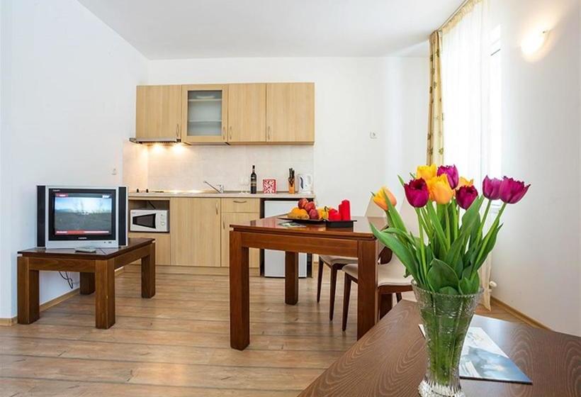 Hotel The Stream Resort