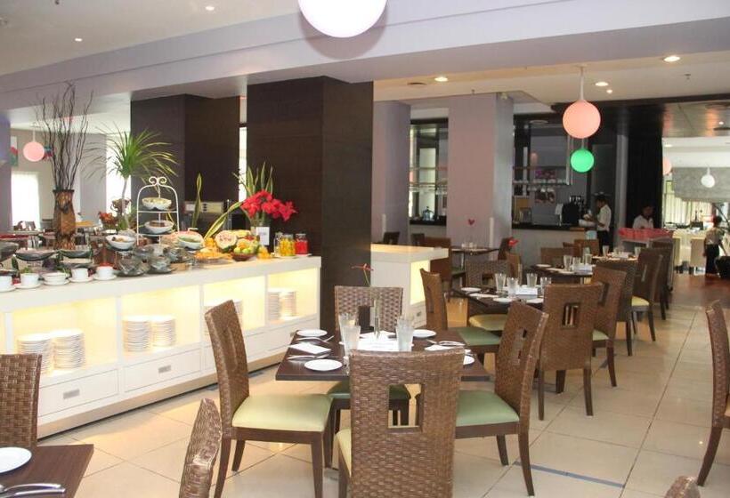 Szálloda Thistle Port Dickson