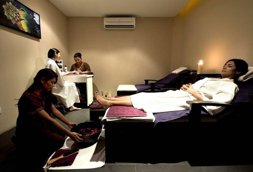 هتل Thistle Port Dickson