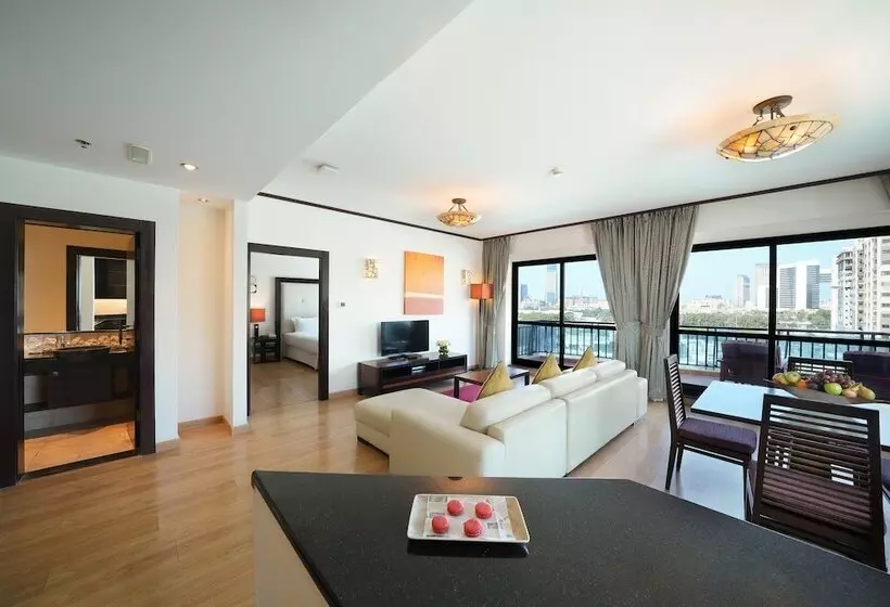 Park Apartments Dubai, An Edge By Rotana