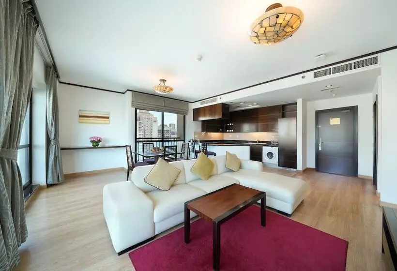 Park Apartments Dubai, An Edge By Rotana