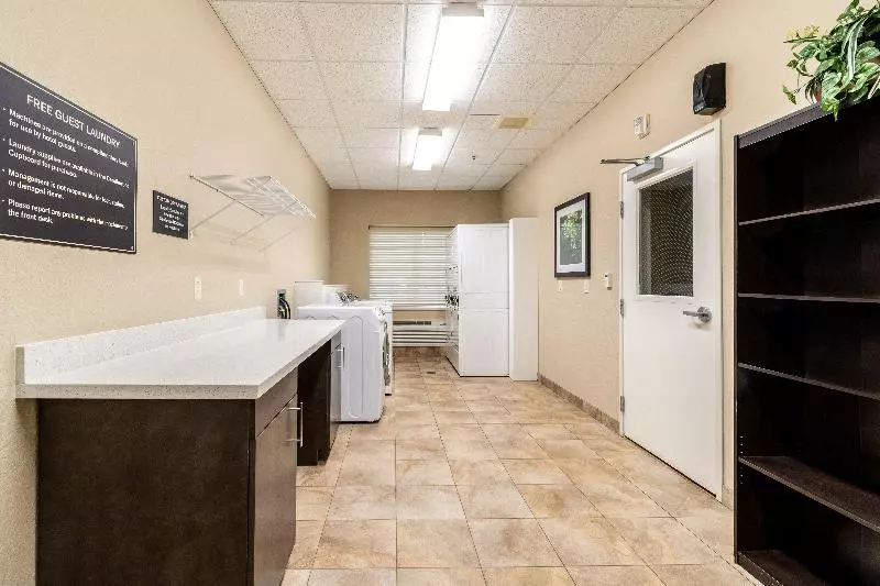 Candlewood Suites Portland Airport, An Ihg