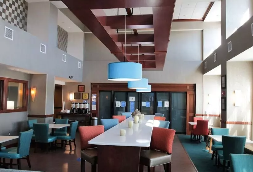 Hampton Inn & Suites Jacksonville   Beach Blvd/mayo Clinic