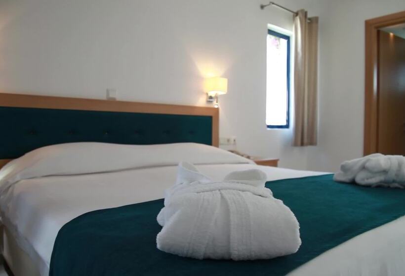 בית מלון כפרי Atlantica Beach Resort Kos