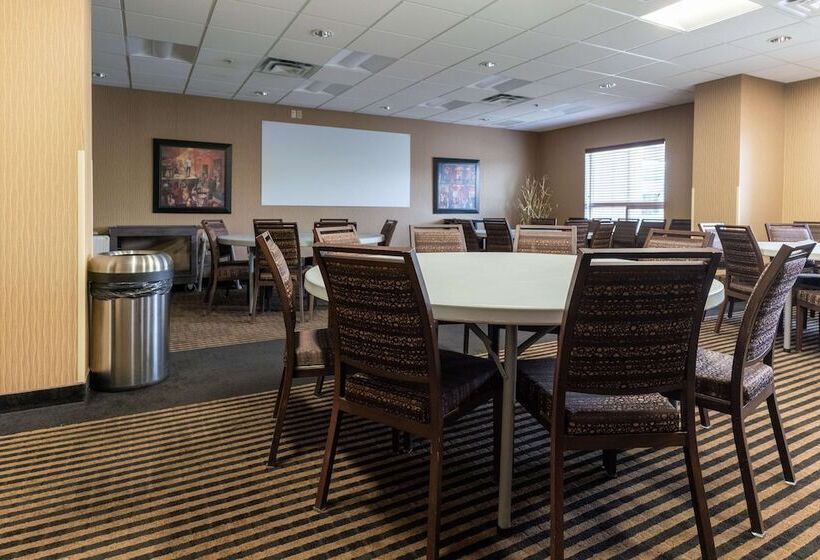 בית מלון כפרי Best Western Plus South Edmonton Inn & Suites