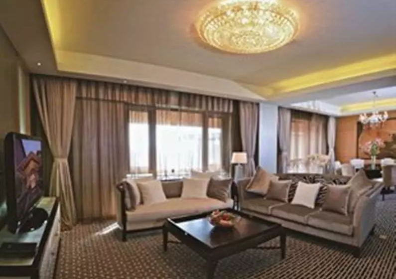 هتل Days Inn Business Place Longwan Beijing
