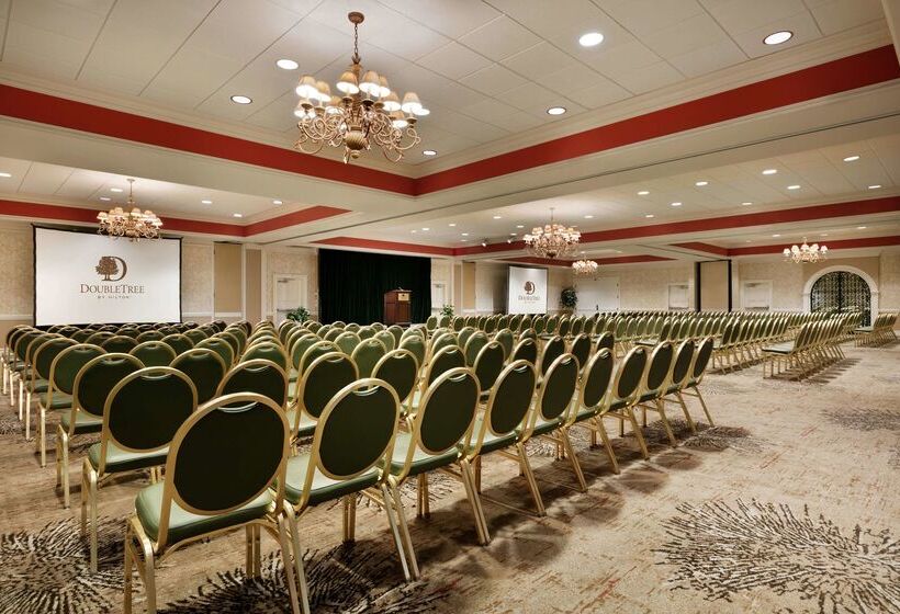 فندق Doubletree Resort By Hilton Lancaster