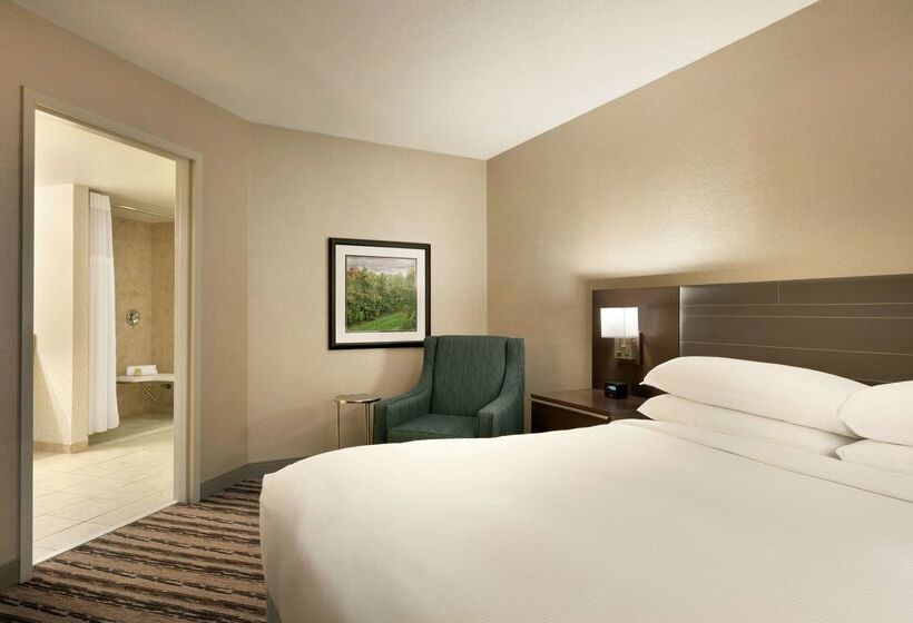 فندق Doubletree Resort By Hilton Lancaster