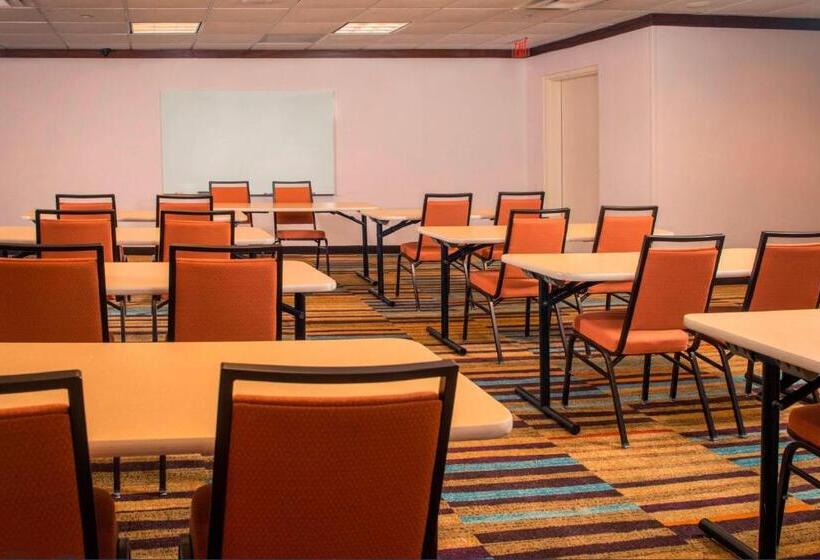 فندق Fairfield Inn & Suites By Marriott Williamsburg