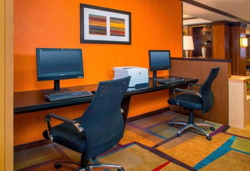 فندق Fairfield Inn & Suites By Marriott Williamsburg