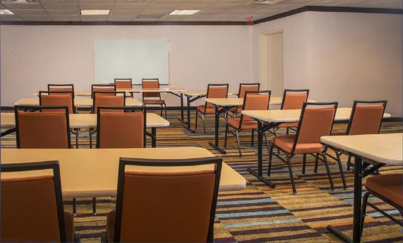 فندق Fairfield Inn & Suites By Marriott Williamsburg