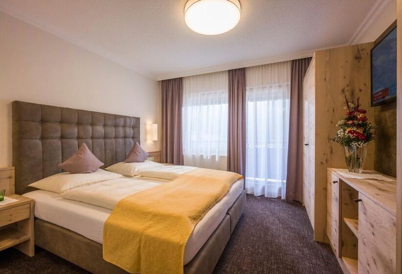 酒店 Garni Jakober