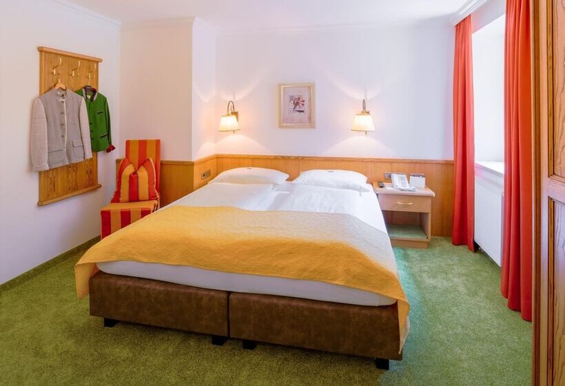 酒店 Garni Jakober