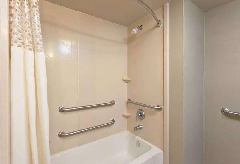 ホテル Hampton Inn & Suites Merced