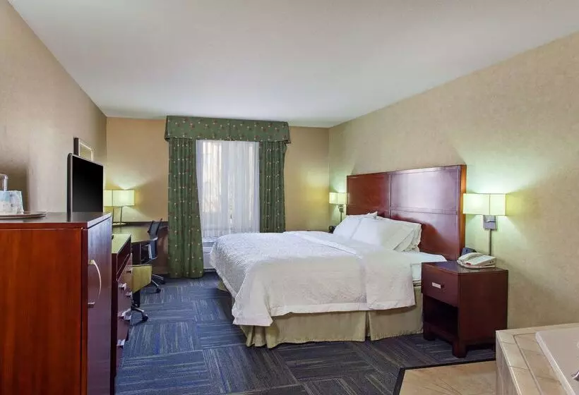 ホテル Hampton Inn & Suites Merced