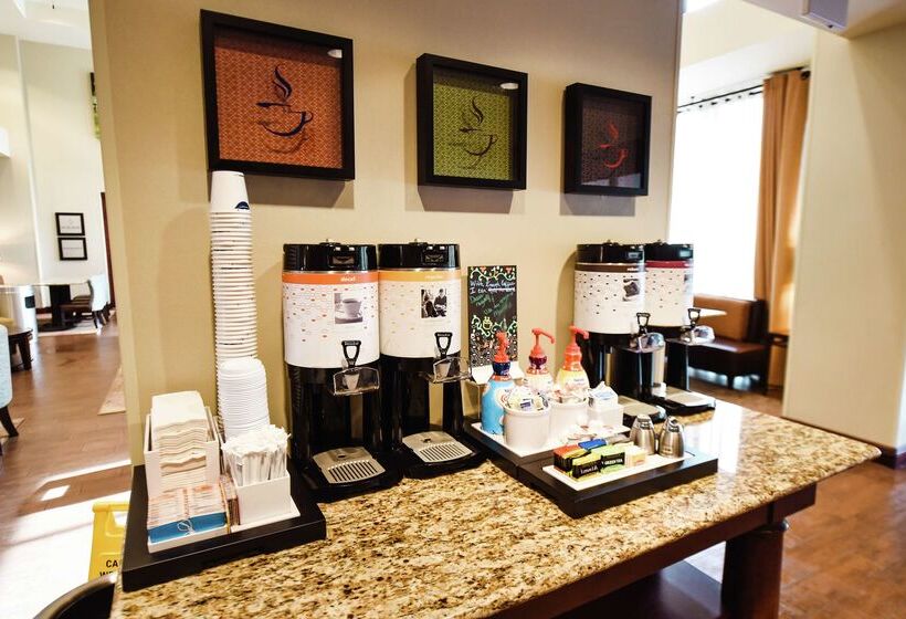 Отель Hampton Inn & Suites Ocala   Belleview