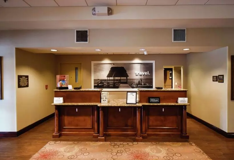בית מלון כפרי Hampton Inn & Suites Ocala   Belleview