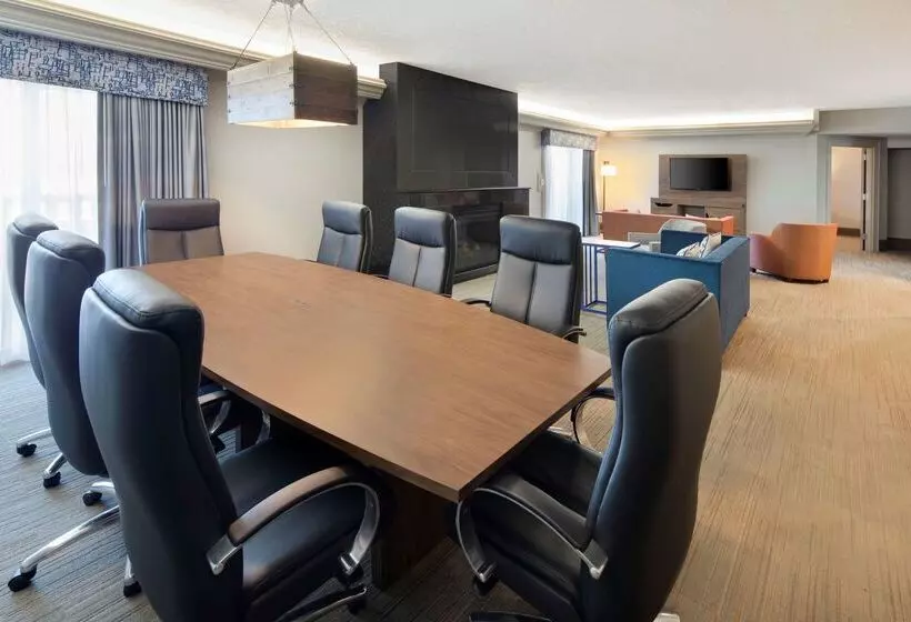 Отель Hampton Inn & Suites St. Augustine Vilano Beach