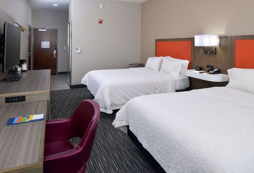 Отель Hampton Inn Fort Stockton