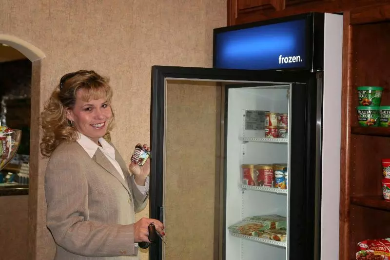 هتل Hampton Inn & Suites Farmington