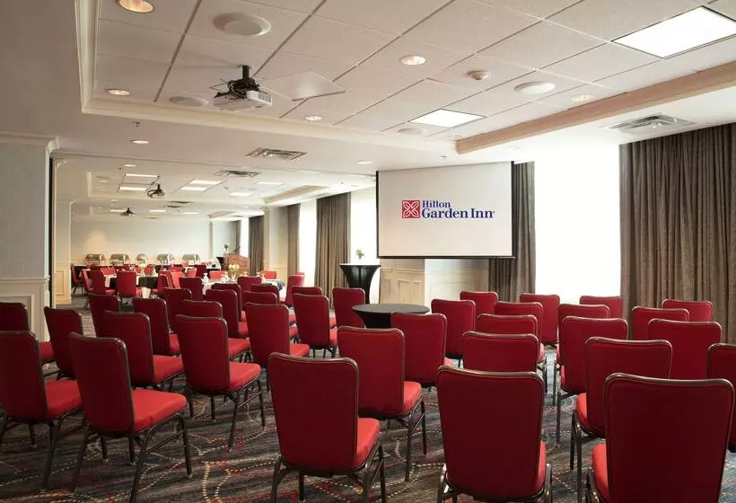 ホテル Hilton Garden Inn Athens Downtown