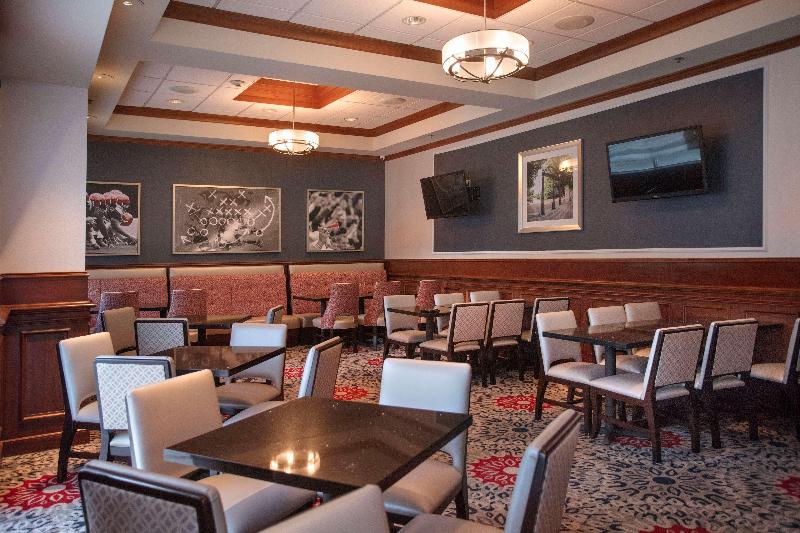 ホテル Hilton Garden Inn Athens Downtown