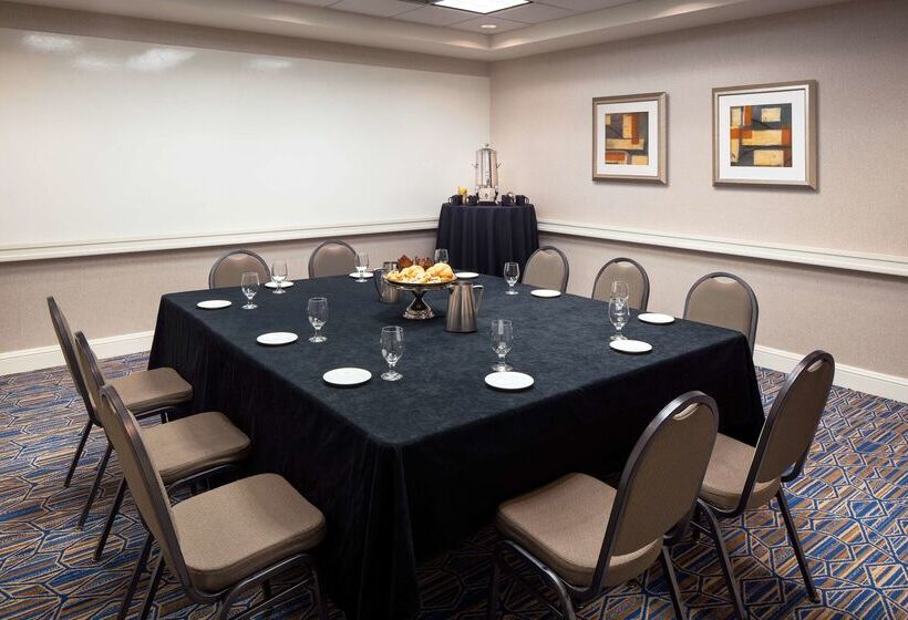 فندق Hilton Garden Inn Denver Downtown