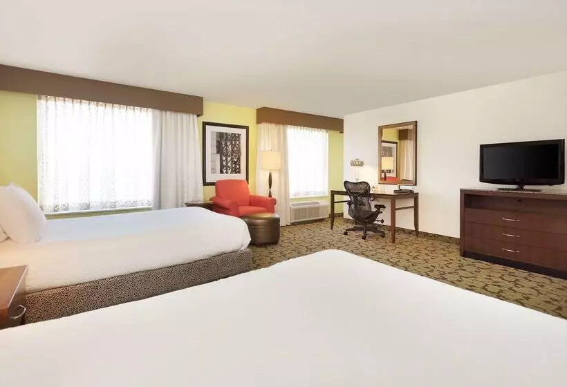 ホテル Hilton Garden Inn Hoffman Estates