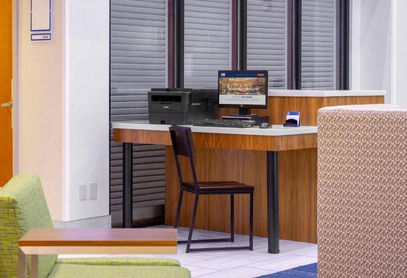 Отель Holiday Inn Express   Coventry S   West Warwick Area, An Ihg