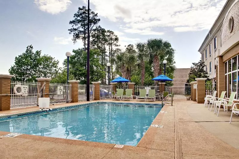 هتل Holiday Inn Express & Suites Jacksonville South   I 295, An Ihg