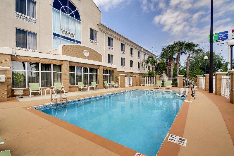 בית מלון כפרי Holiday Inn Express & Suites Jacksonville South   I 295, An Ihg