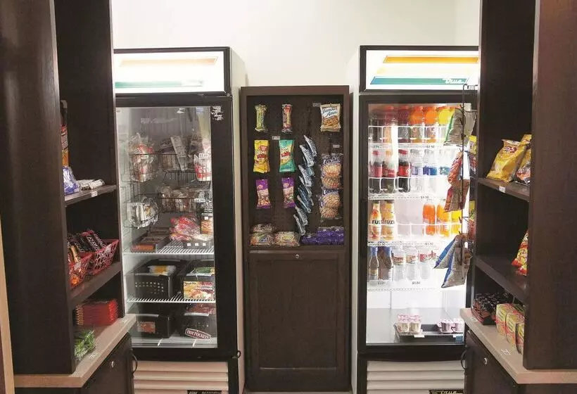 酒店 La Quinta By Wyndham Alice