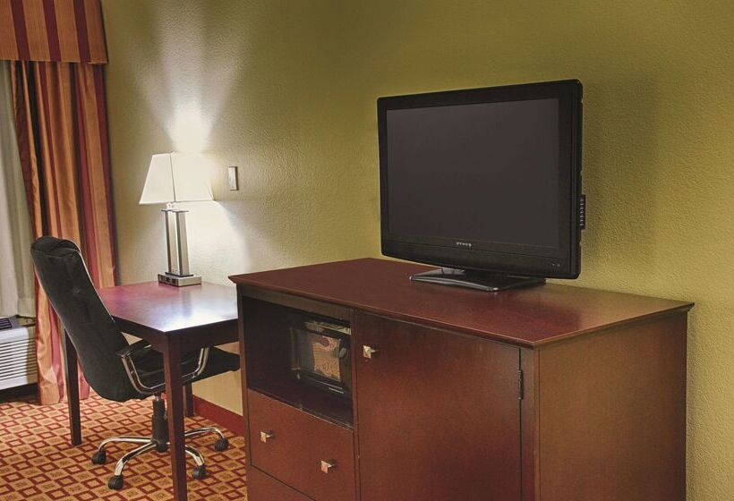 فندق La Quinta By Wyndham Alice