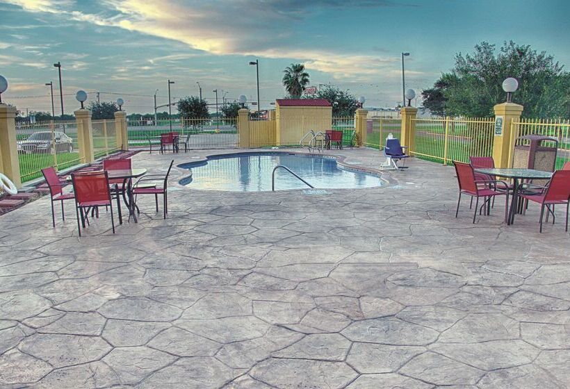 فندق La Quinta By Wyndham Alice