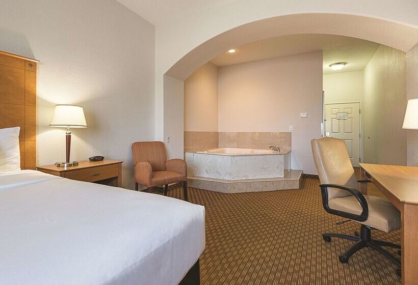 ホテル La Quinta By Wyndham Alvarado