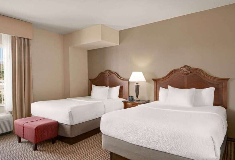 酒店 La Quinta By Wyndham Trinidad