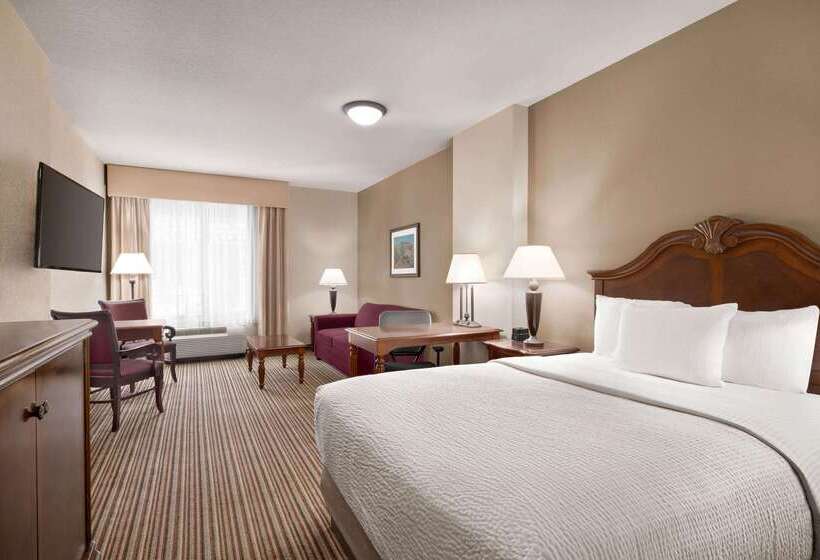 酒店 La Quinta By Wyndham Trinidad