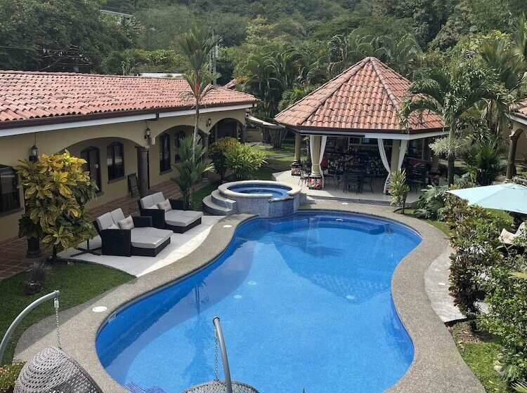 ホテル Las Brisas Resort And Villas