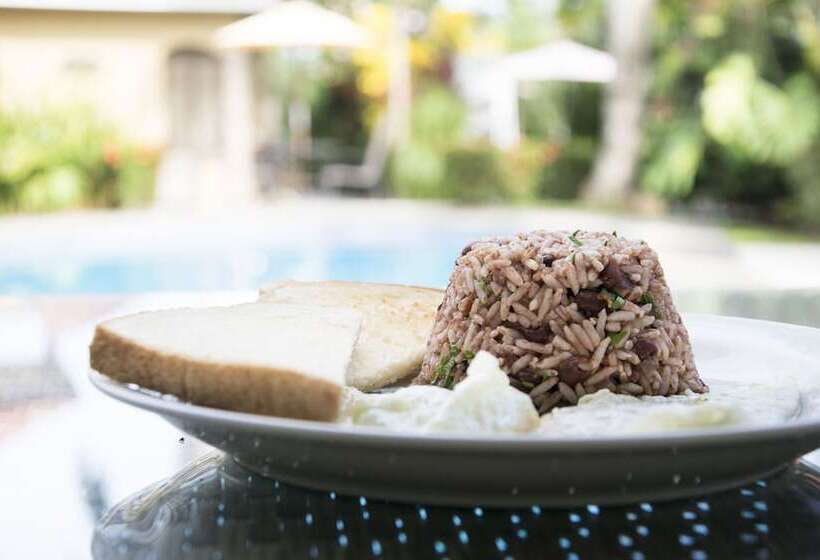 ホテル Las Brisas Resort And Villas