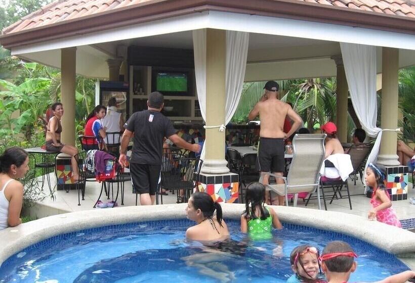 ホテル Las Brisas Resort And Villas