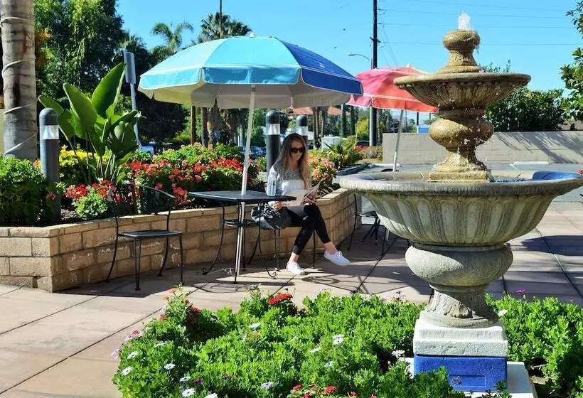 호텔 Loma Linda Inn