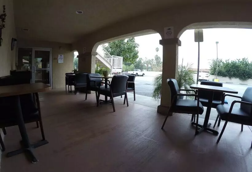 호텔 Loma Linda Inn
