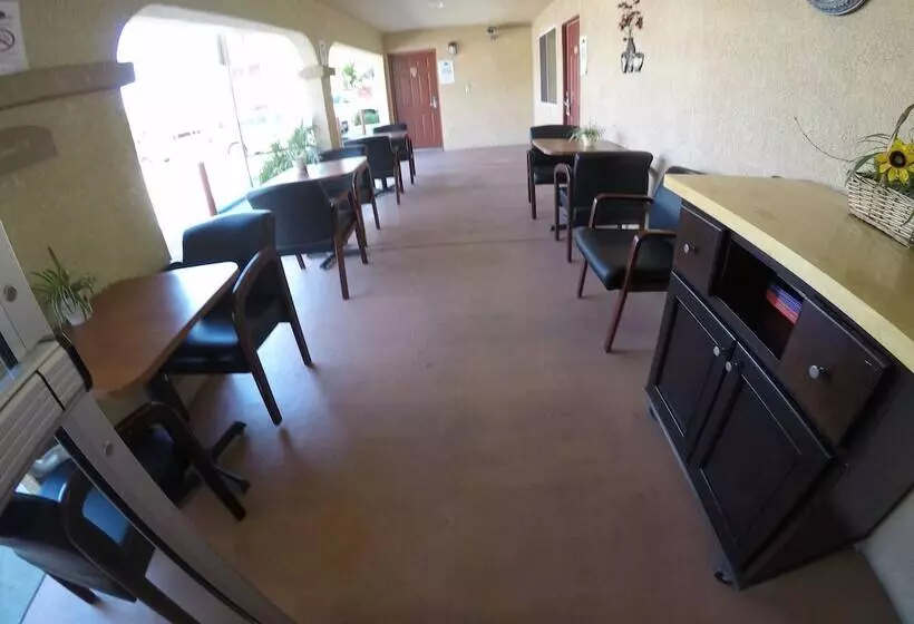 호텔 Loma Linda Inn