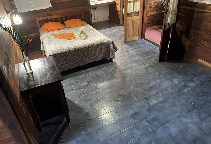 فندق Perla Negra Beachfront