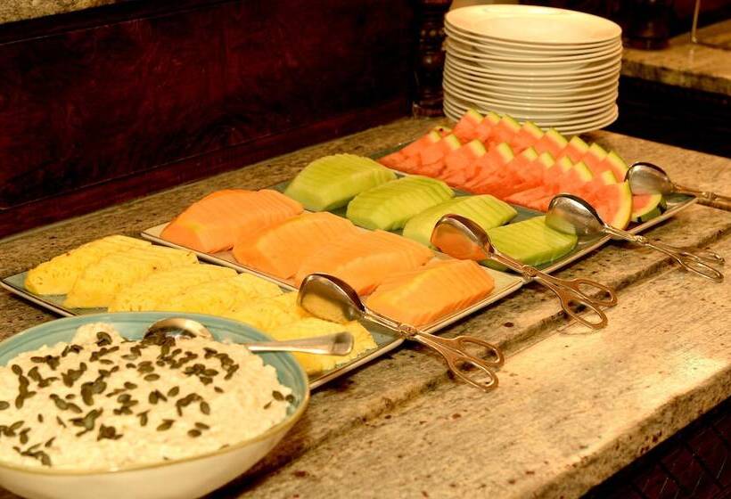 Pivot Hotel Montecasino