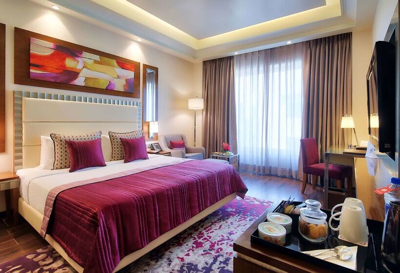 فندق Ramada Gurgaon Central