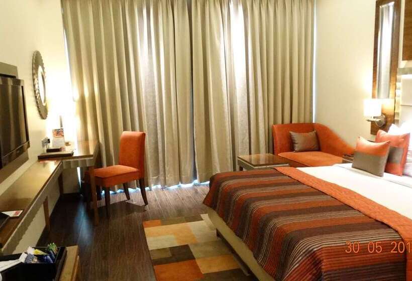 فندق Ramada Gurgaon Central