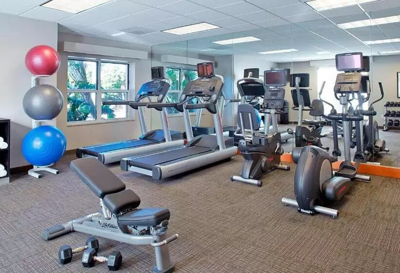 Отель Residence Inn By Marriot Clearwater Downtown