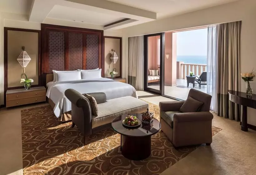 Shangri La Al Husn, Muscat - Adults Only Resort