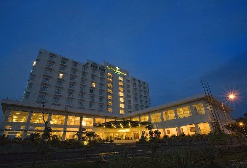 Sintesa Peninsula Hotel Manado